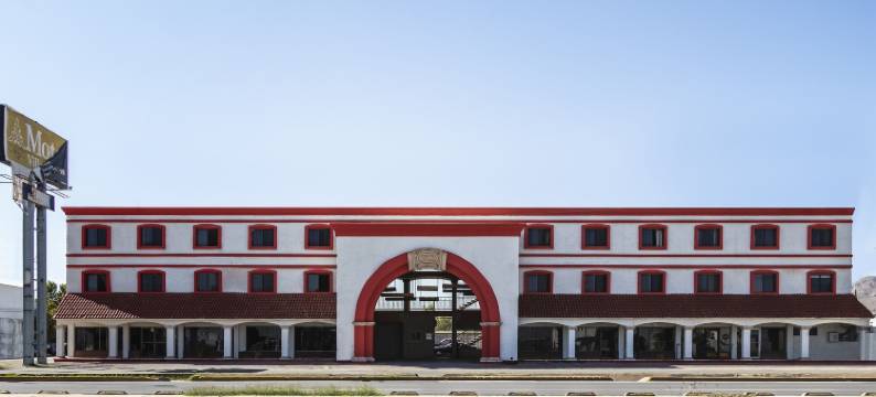 OYO赤湾酒店，奇瓦瓦球场(OYO Hotel Real Del Sur, Estadio Chihuahua)图片