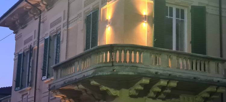 阿莱格拉维亚雷焦公寓及客房旅馆(Allegra Viareggio SUITE with Jacuzzi)图片