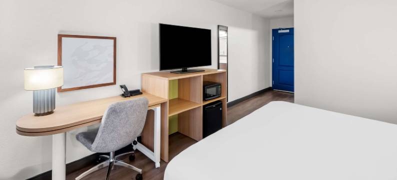 Spark by Hilton Woodbridge图片