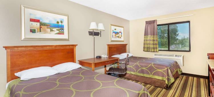 蒂尔顿-威尼皮索科湖速8酒店(Super 8 by Wyndham Tilton/Lake Winnipesaukee)图片