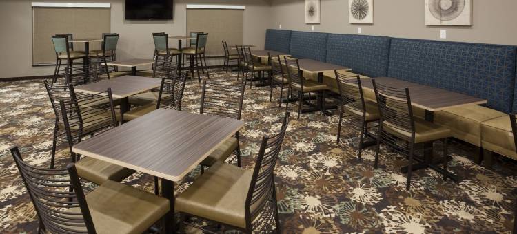 格兰德斯泰套房酒店-山谷市(GrandStay Hotel & Suites Valley City)图片