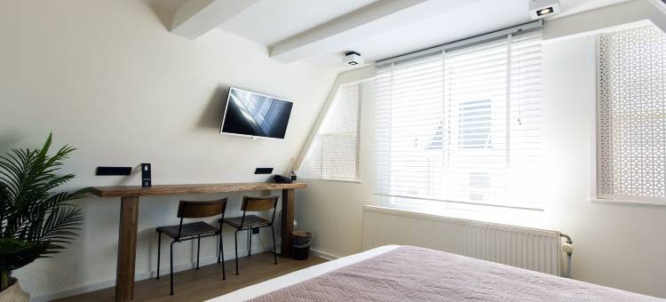 昆汀金熊酒店(Quentin Golden Bear Hotel)图片