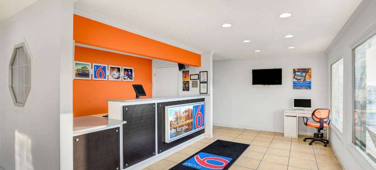 维珍尼亚希尔斯维尔 6 号汽车旅馆(Motel 6 Hillsville, VA)图片