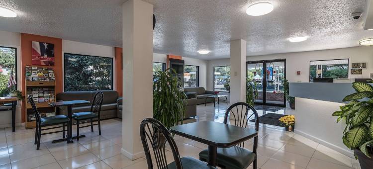 纽约奥尔巴尼 - 机场 6 号汽车旅馆(Motel 6 Albany, NY - Airport)图片