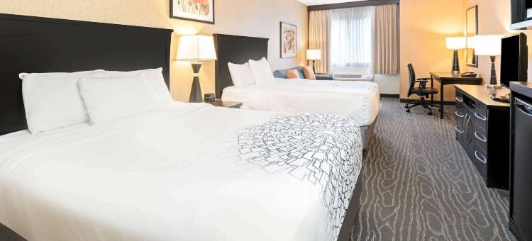 洛根拉昆塔温德姆套房酒店(La Quinta Inn & Suites by Wyndham Logan)图片