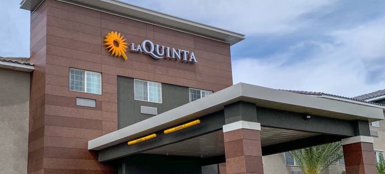 拉斯维加斯内利斯拉昆塔温德姆酒店(La Quinta Inn & Suites by Wyndham Las Vegas Nellis)图片