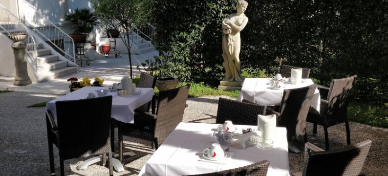 德勒帕尔姆别墅酒店(Hotel Villa Delle Palme)图片