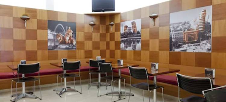 托雷洪马德里广场酒店(Hotel Madrid Torrejon Plaza)图片