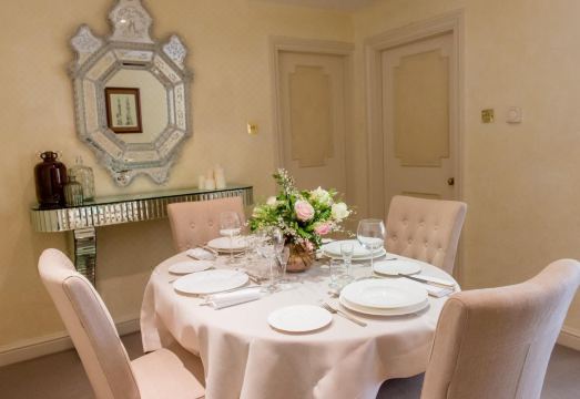 9 Hertford Street Hotel Overview