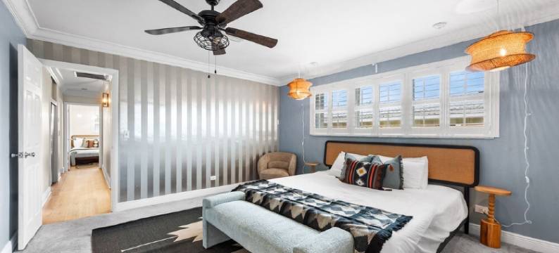 Centrally Located 4BD Oasis w/ Pool & Movie Patio图片