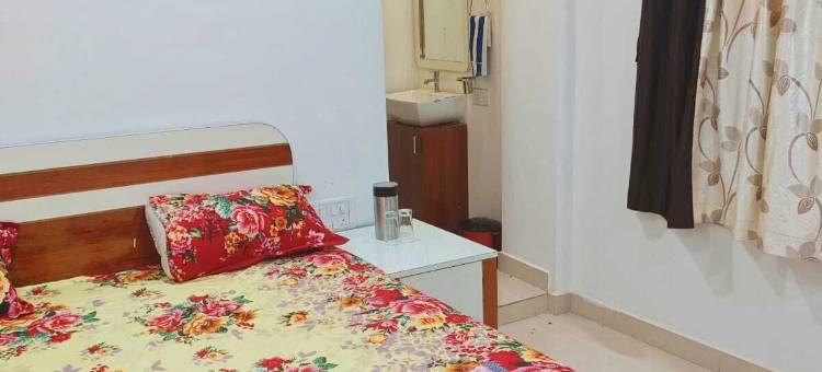 贾纳尼尼瓦斯马瑟兰(Janani Niwas Matheran)图片