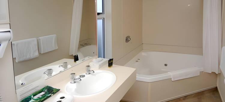 BK喷泉苑汽车旅馆(BK's Fountain Court Motel)图片