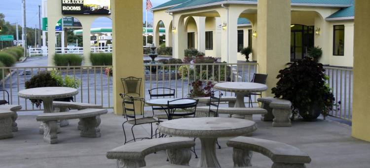 金色庄园套房旅馆(Golden Manor Inn & Suites)图片