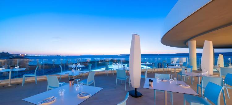 拉姆拉湾度假村(Ramla Bay Resort)图片