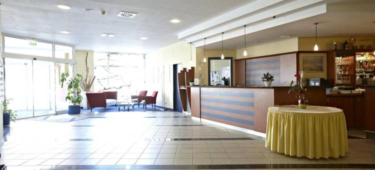 施特拉尔松城际酒店(IntercityHotel Stralsund)图片