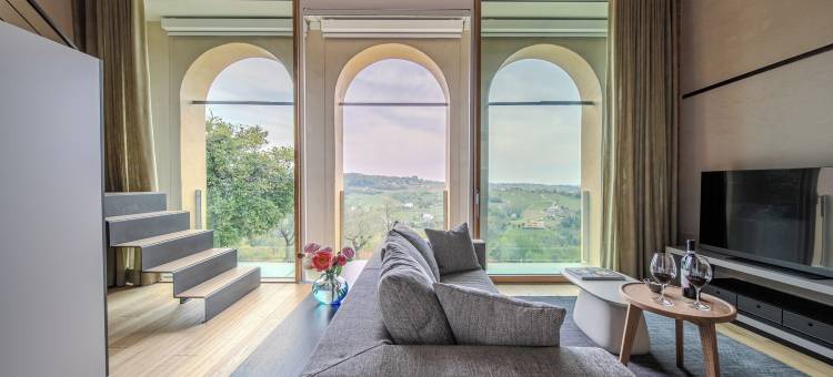 杜奇科尔巴努斯庄园(Tenuta Duchi Corbanus)图片