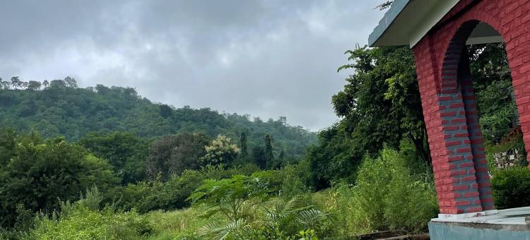 阿姆莱谷度假村(Amrai Valley Resort)图片