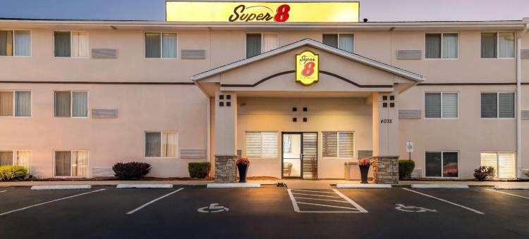 独立城堪萨斯城温德姆速8酒店(Super 8 by Wyndham Independence Kansas City)图片