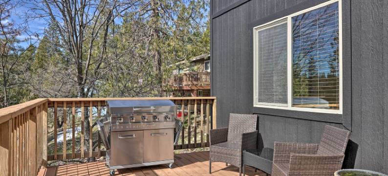 靠近徒步区和酒庄：阿诺德小屋带甲板！(Arnold Cabin with Deck, Near Hiking and Wineries!)图片