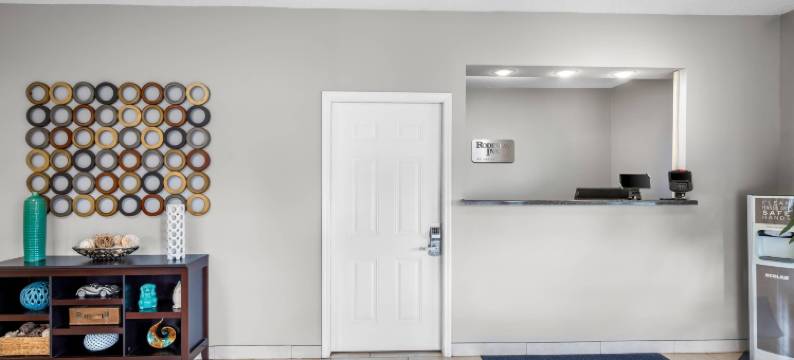 罗德威酒店 热泉国家公园区(Rodeway Inn Hot Springs National Park Area)图片