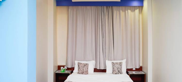 帕莱特穆斯卡特阿尔拜拉哈(Palette Muscat Al Bayrahaa)图片