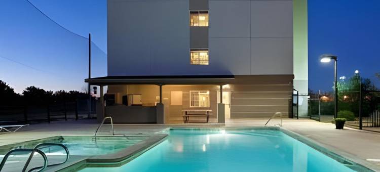 Candlewood Suites 罗斯威尔NEW MEXICO(Candlewood Suites Roswell)图片