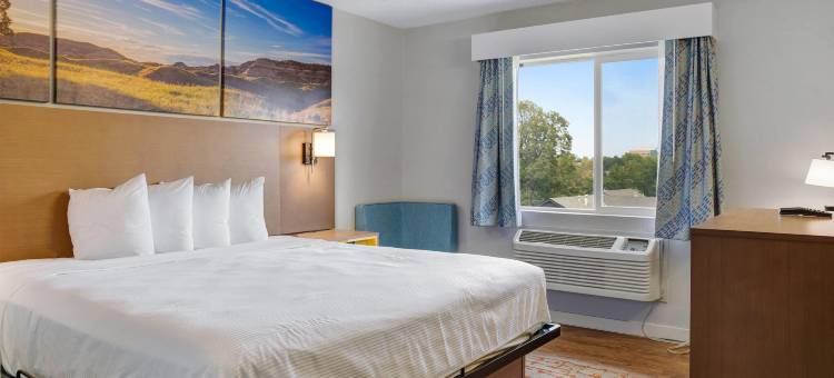 Days Inn by Wyndham Omaha - West Dodge图片