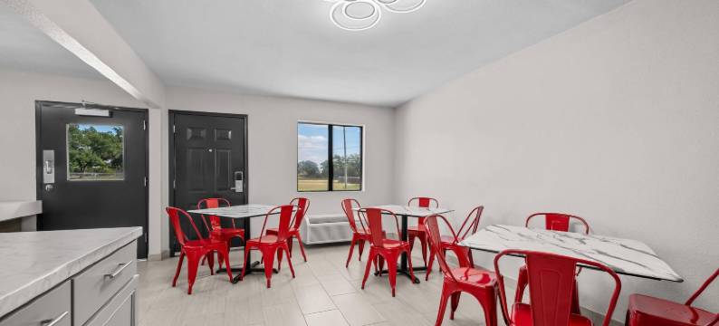 比洛克西海滩伊克诺旅馆(Econo Lodge Biloxi Beach)图片