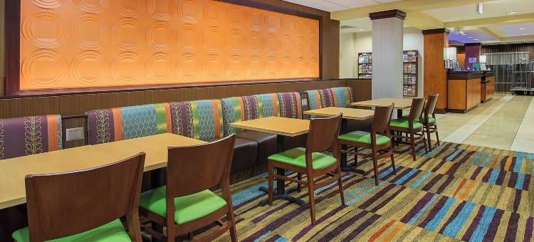 塞维尔维尔柯达万枫酒店及套房(Fairfield Inn & Suites Sevierville Kodak)图片