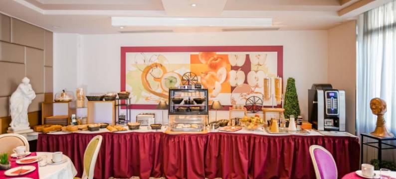 弗鲁蒂尔餐厅酒店(Logis Hôtel Restaurant le Fruitier)图片