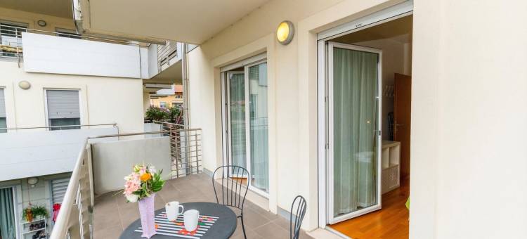 特别放松泳池露台公寓(Torbole Relax, Pool & Balcony Apartment)图片