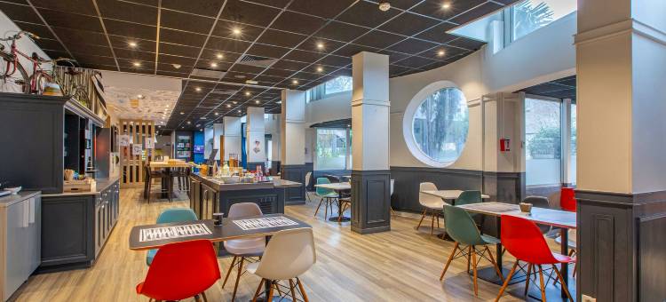 奥尔良中心福熙B&B住宿加早餐酒店(B&B Hôtel Orléans Centre Foch)图片