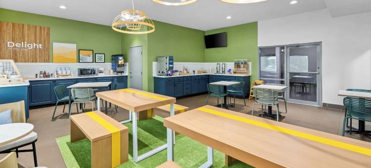 格兰山谷堪萨斯城Spark酒店 by Hilton(Spark by Hilton Grain Valley Kansas City)图片