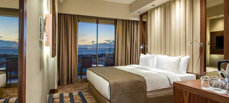 安塔利亚拉拉假日酒店(Holiday Inn Antalya - Lara)图片