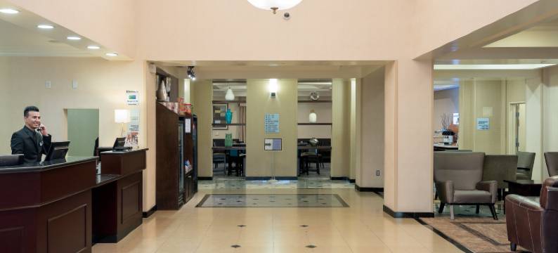 洛杉矶机场霍索恩智选假日套房酒店(Holiday Inn Express & Suites LOS ANGELES AIRPORT HAWTHORNE by IHG)图片