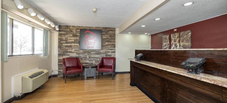 皮奥里亚红屋顶酒店(Travelodge by Wyndham Peoria)图片