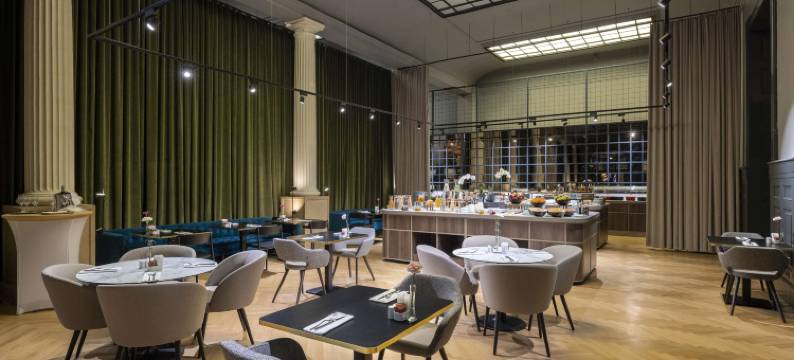 卡罗四世德迪卡酒店-傲途格精选(NH Collection Carlo IV)图片