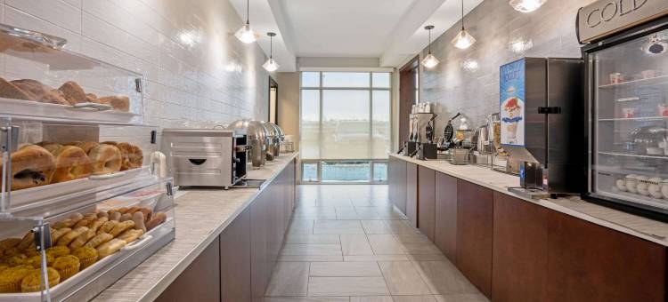 西雅图费多威拉昆塔温德姆套房酒店(La Quinta Inn & Suites by Wyndham Seattle Federal Way)图片