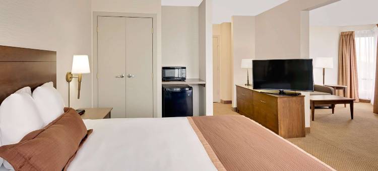 坎卢普斯华美达酒店(Ramada by Wyndham Kamloops)图片