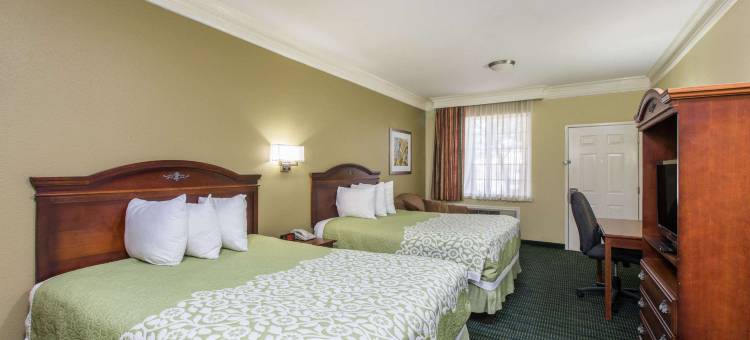 比格斯普林戴斯套房酒店(Days Inn & Suites by Wyndham Big Spring)图片