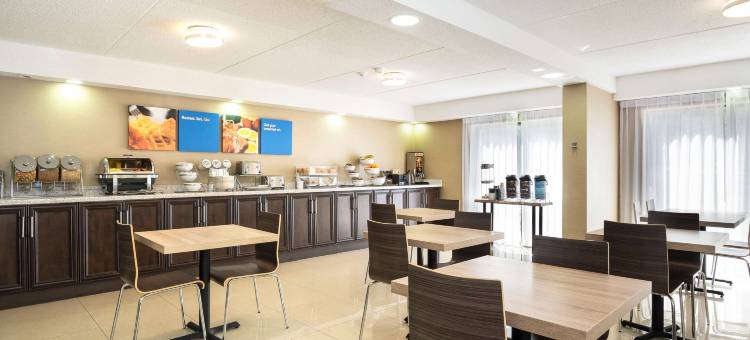 舒适酒店湖滨店(Comfort Inn Lakeshore)图片