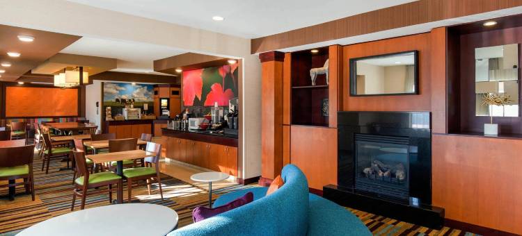 AmericInn by Wyndham St. Cloud MN Shopping Area图片