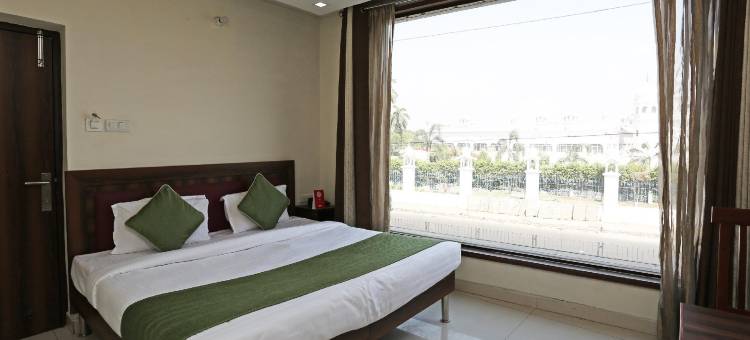 OYO 8590 海洋酒店(Hotel Sea)图片