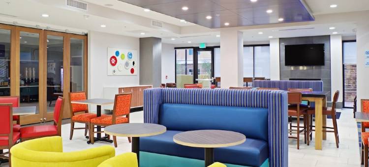 智选假日套房酒店凤凰城(沙漠岭)(Holiday Inn Express & Suites PHOENIX NORTH - SCOTTSDALE by IHG)图片