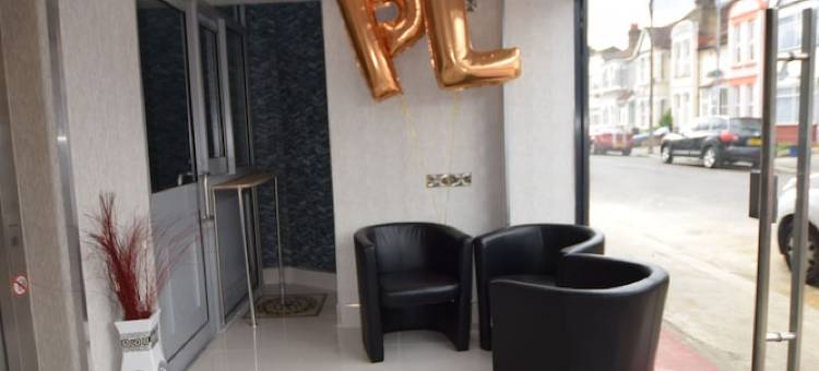 普瑞米尔豪华服务式公寓(PremierLux Serviced Apartments)图片