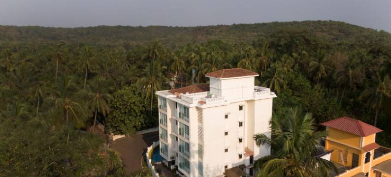 缤旅阿罗特尔卡兰古特海滩酒店(Arotel Rooms & Suites)图片