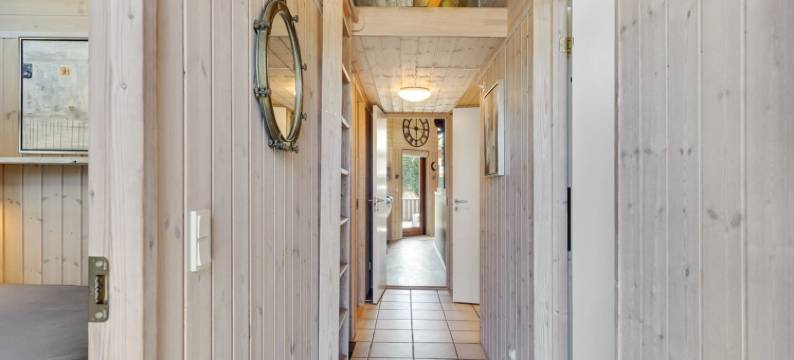 "Ela" - 500m from the Sea图片