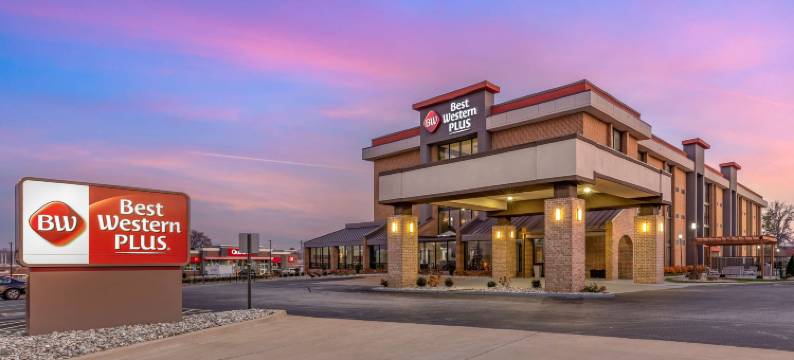 圣路易斯西港贝斯特韦斯特SureStay Plus酒店(SureStay Plus Hotel by Best Western St. Louis Westport)图片