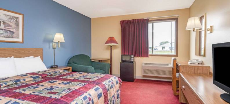 西欧克莱尔西温德姆戴斯酒店(Days Inn by Wyndham West-Eau Claire)图片