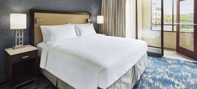 亚历山德里亚旧城希尔顿安泊酒店(Embassy Suites by Hilton Alexandria Old Town)图片